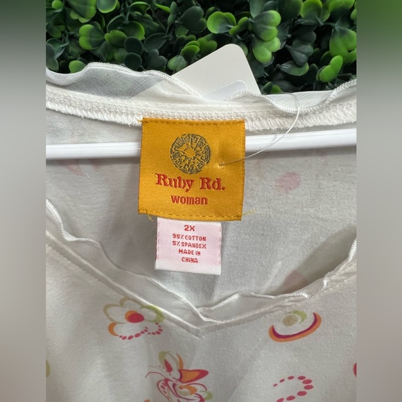 Ruby Rd. White Shirt - Picture 2 of 3